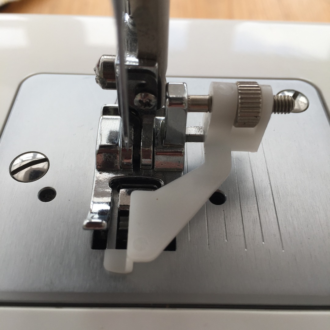 Blind Stitch / Edge Stitch Foot | Low Shank | Fits Brother, Janome, Singer, Juki & More