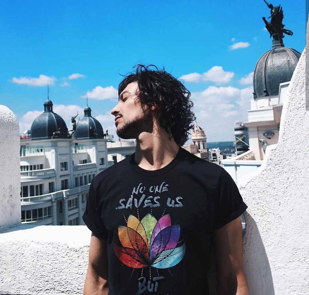 Peace and Love Apparel | Hippie Style Apparel | YesWeVibe